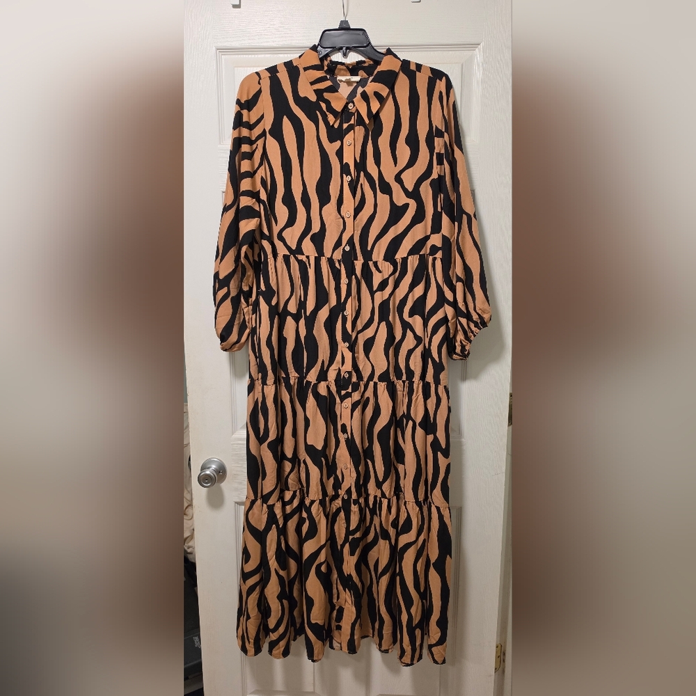 easel Tan and Black Tiered Zebra-Print Midi Dress